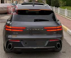 جێنسس GV70